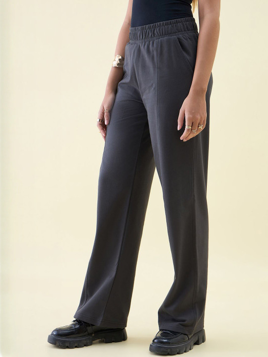 98 Degree North Women Solid Straight Fit Cotton Track Pant