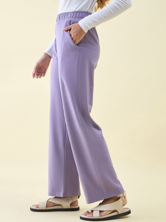 98 Degree North Women Solid Pure Cotton Straight Fit Track Pant