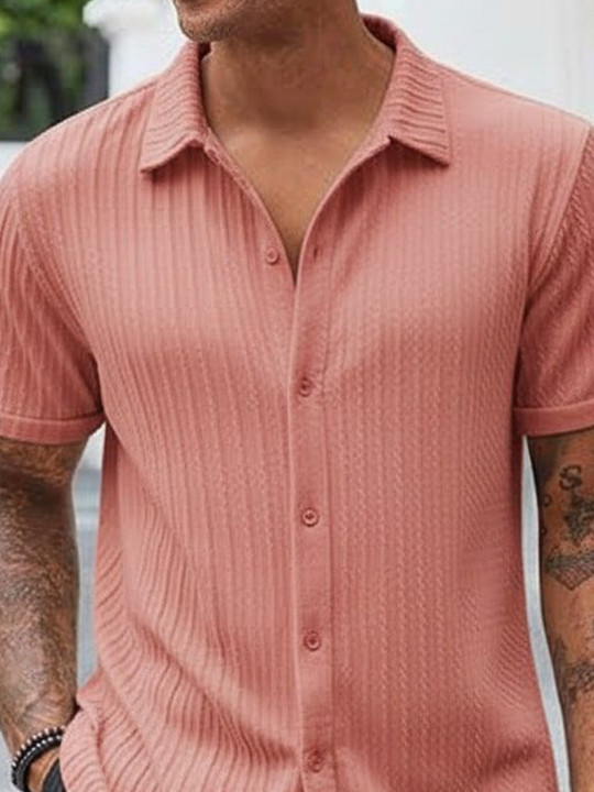 Men Classic Spread Collar Regular Fit Casual Shirt