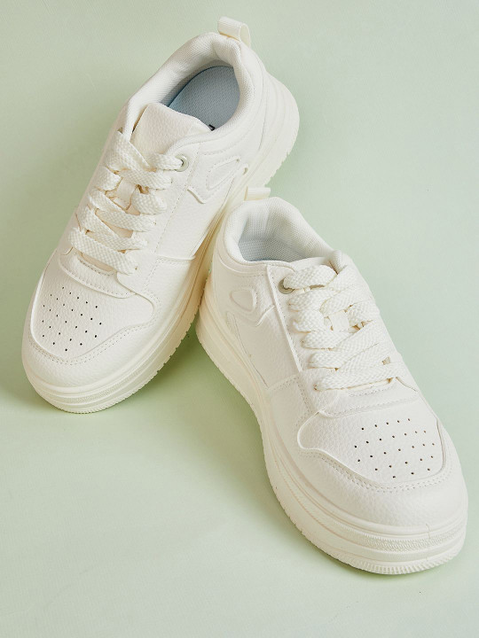 Women Perforations Sneakers With Laser Cut