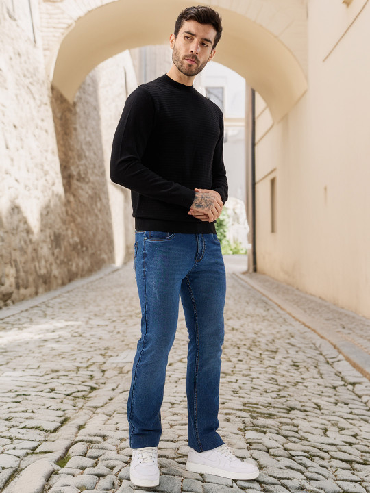 Status Quo Round Neck Pullover Sweater