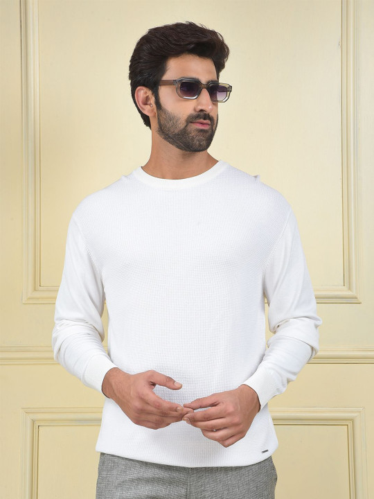 Crimsoune Club Men Solid Round Neck Pullover Sweater