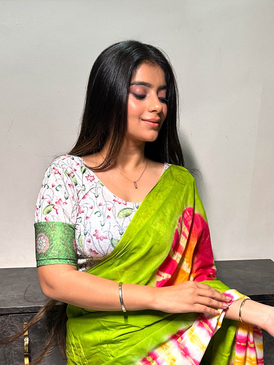 Bindigasm's Advi Printed Round Neck Stretchable Saree Blouse