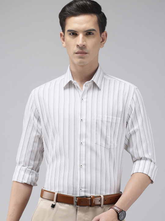 Arrow Men Manhattan Slim Fit Vertical Striped Pure Cotton Formal Shirt