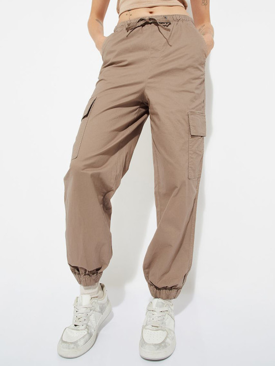 Women Regular Fit Mid-Rise Cargos