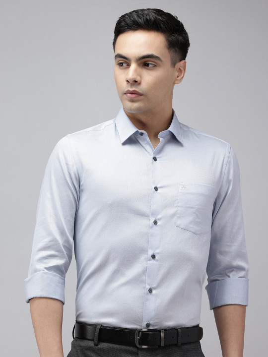Arrow Pure Cotton Textured Manhattan Slim Fit Formal Shirt
