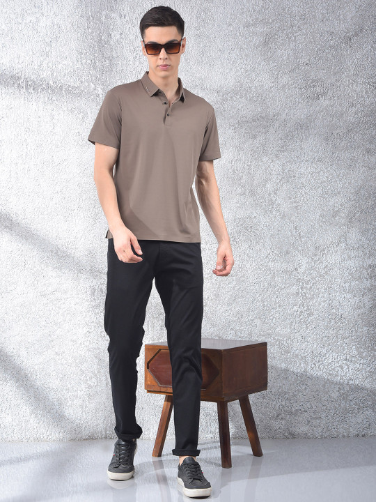 Crimsoune Club Men Textured Slim Fit Mid-Rise Chinos