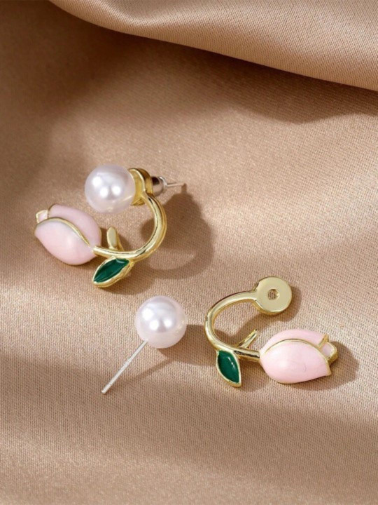 Tipsy closet Gold-Plated Stainless Steel Pearls Studs
