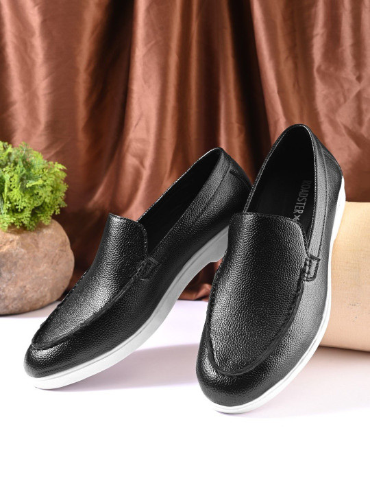 Roadster Men Black Round Toe Slip On PU Loafers
