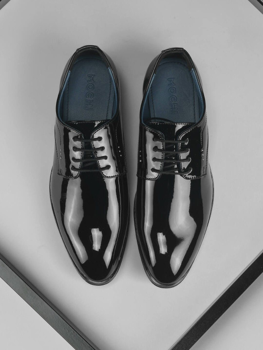 Mochi Men Round-Toe Formal Derbys