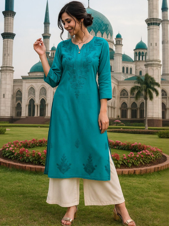 HERE&NOW Women Embroidered Straight Kurta