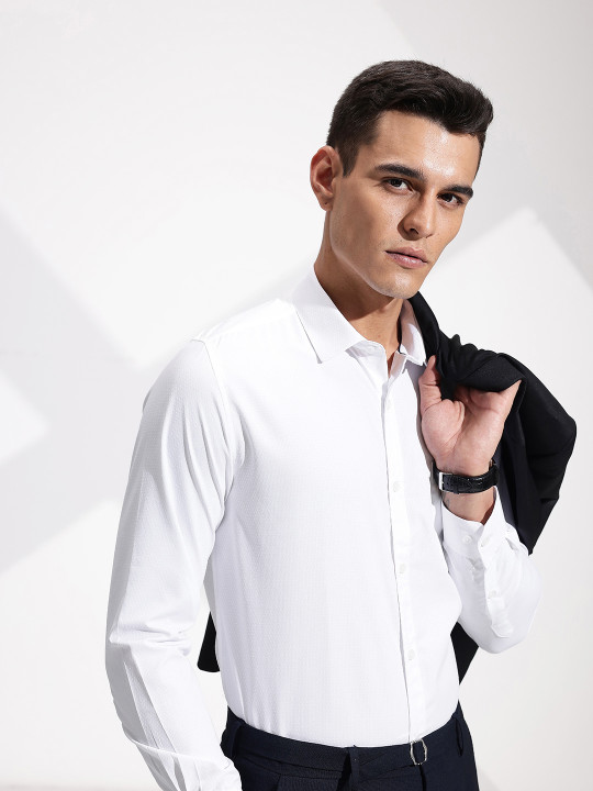 INVICTUS Urban Slim Fit Textured Semiformal Shirt
