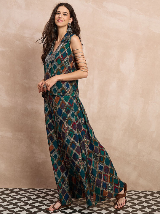 InWeave Printed Collared Neck Sleeveless Waistcoat With Skirts