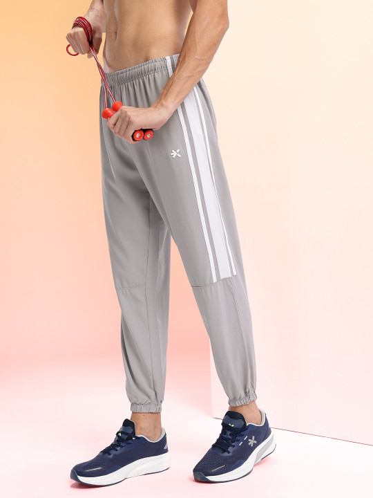 HRX by Hrithik Roshan Men Mid-Rise Rapid-Dry Training Joggers with Side Stripes