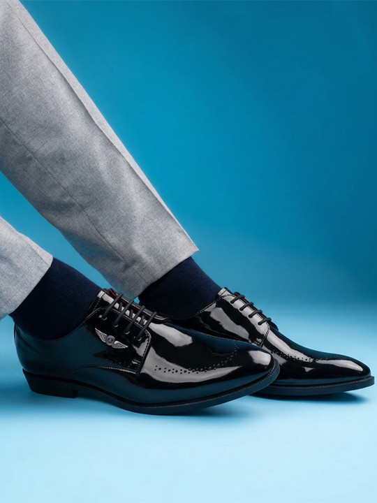 Alberto Torresi Men Embellished Formal Oxfords