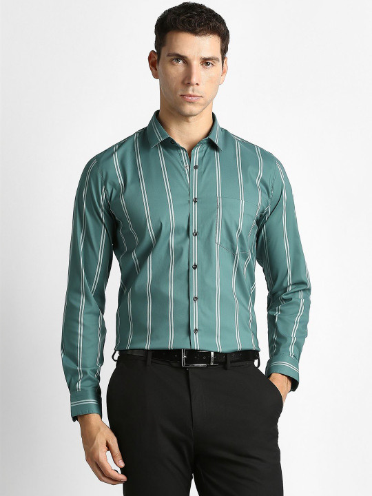 Van Heusen Men Slim Fit Striped Formal Shirt