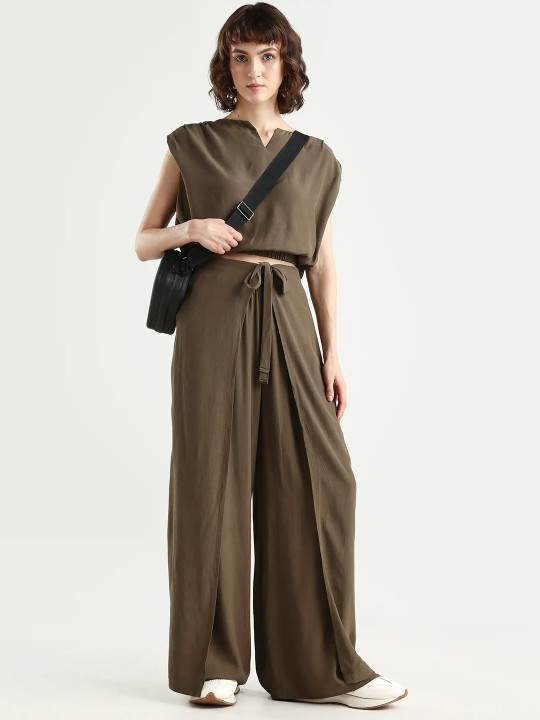 RAREISM Women Olive Wide Leg Fit Plain Trouser