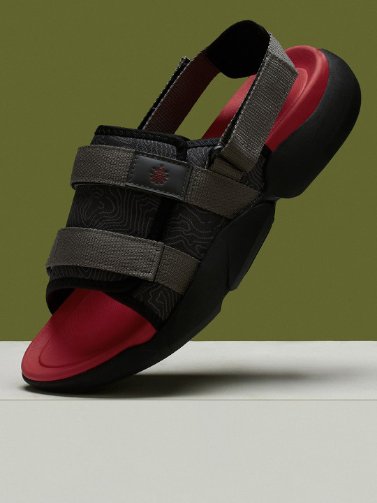 CULT Men's FlexStrap Sandals - Black
