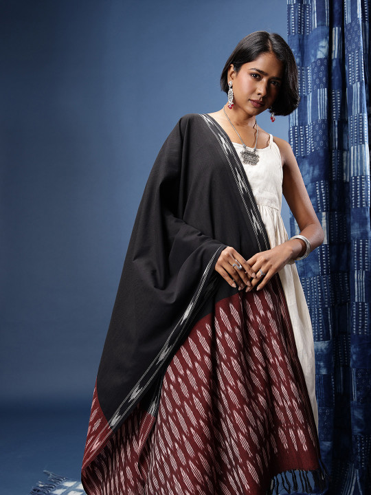 Taavi Woven Design Pure Cotton Ikat Crafted Dupatta