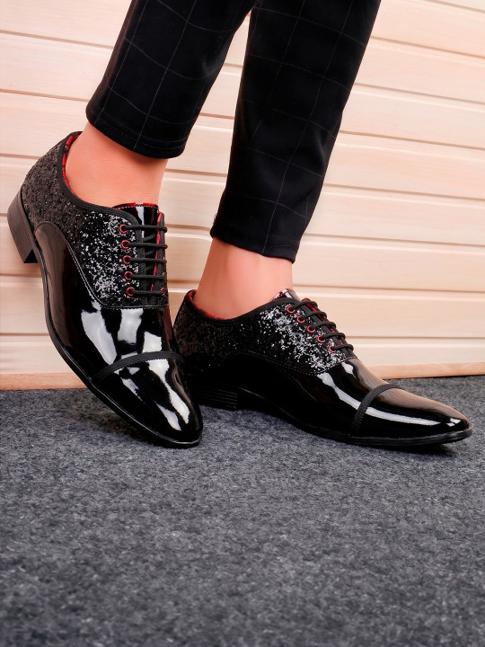 Bxxy Men Regular Pointed Toe Textured Derbys