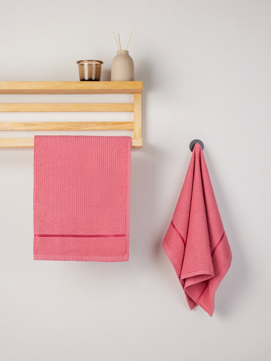 Himeya Riuby Red 2 Pieces 300 GSM GSM Cotton Hand Towel