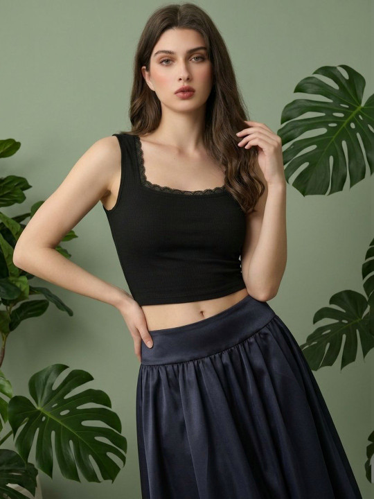 V Veshh Ruffles Crop Top