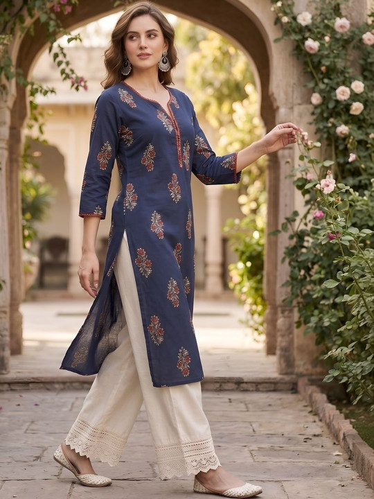 Nayo Women Floral Printed Thread Work Floral Kurta
