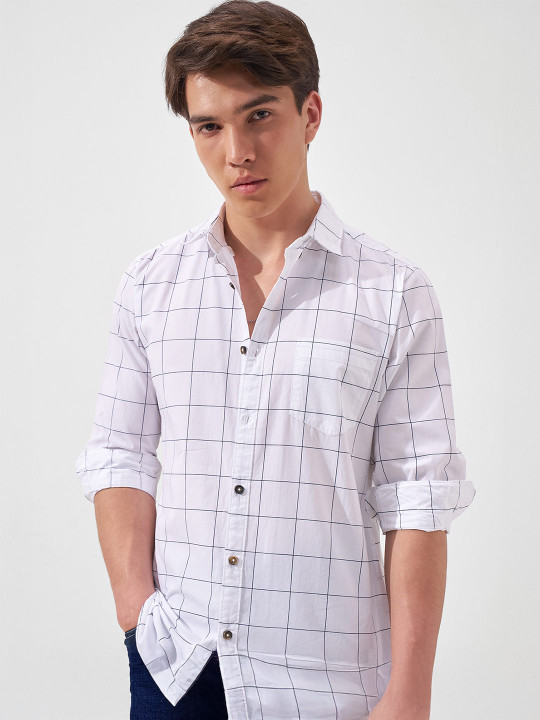 HIGHLANDER Men White & Blue Slim Fit Checked Casual Shirt