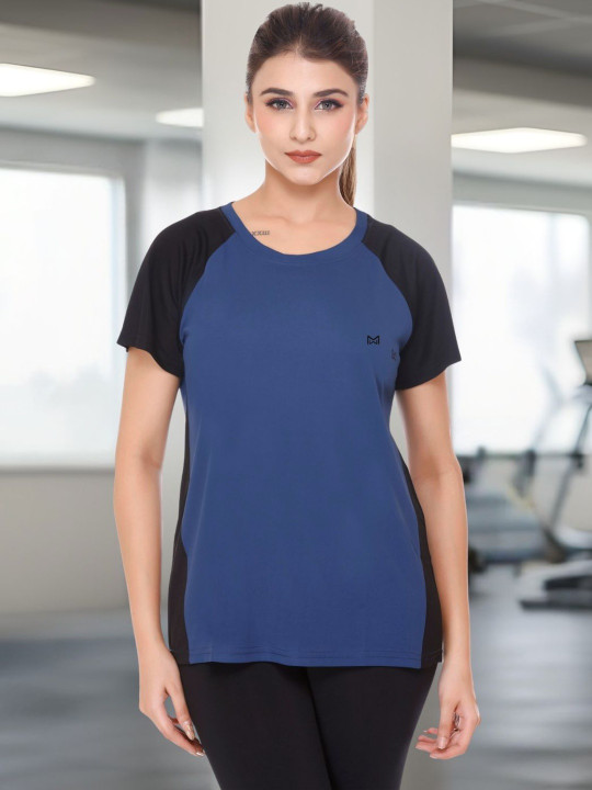 White Moon Women Colourblocked Round Neck T-shirt