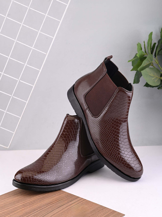 Roadster The Lifestyle Co. Men Round Toe Slip-On Chelsea Boots