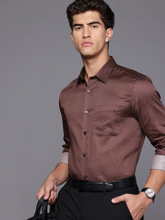 Louis Philippe Classic Fit Geometric Printed Pure Cotton Formal Shirt