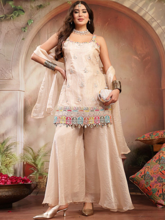 Stylum Women Embroidered Regular Patchwork Kurti with Palazzos & With Dupatta