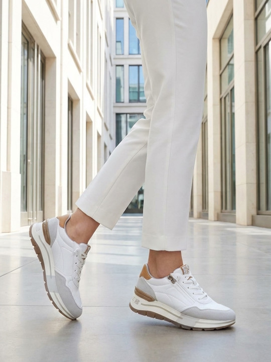 BAGATT Callisti Women Round Toe Heeled Sneakers