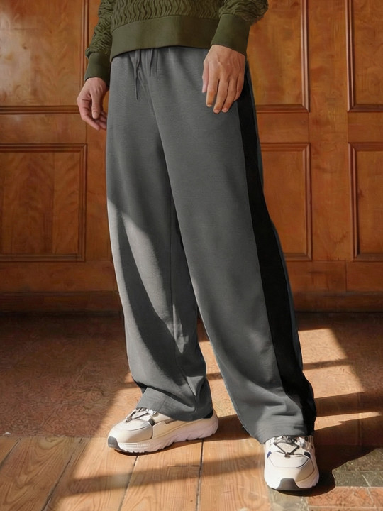 The Souled Store Men Multicolor Colourblocked Cotton Relaxed Fit Joggers
