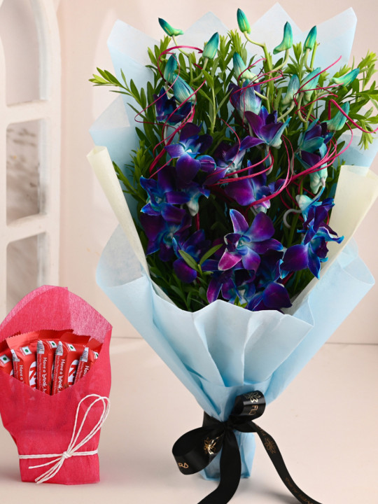 Floweraura FlowerAura Set Of 2 KitKat Chocolate With Bouquet Of Purple Orchid