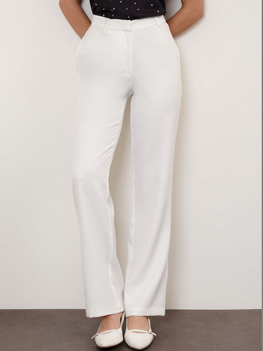 FABLE STREET Women Original Straight Fit Trousers