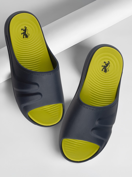 Red Tape RedTape Solid EVA Comfort Sliders