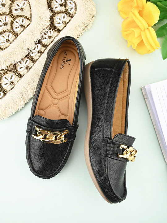 XE Looks Round Toe Ballerinas