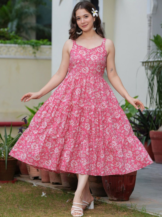 Jollity Women Floral Printed Anarkali Kurta