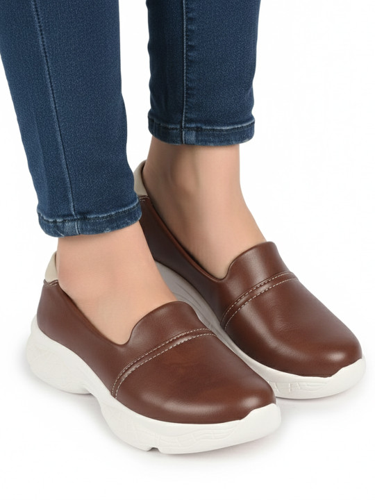 FAUSTO Women Round Toe Lightweight Slip-On Sneakers