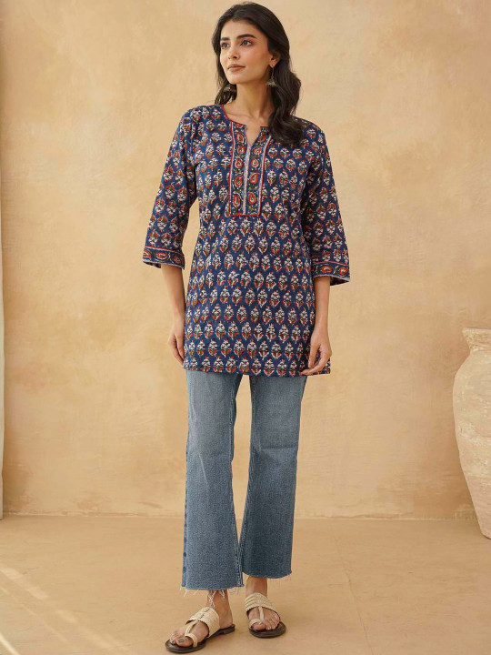 GOODHAND Ethnic Motifs Printed V-Neck Sequinned Pure Cotton Sequinned Kurti