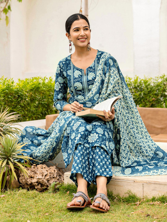 Anouk Mirage Women Floral Printed Regular Kurta with Palazzos & With Dupatta
