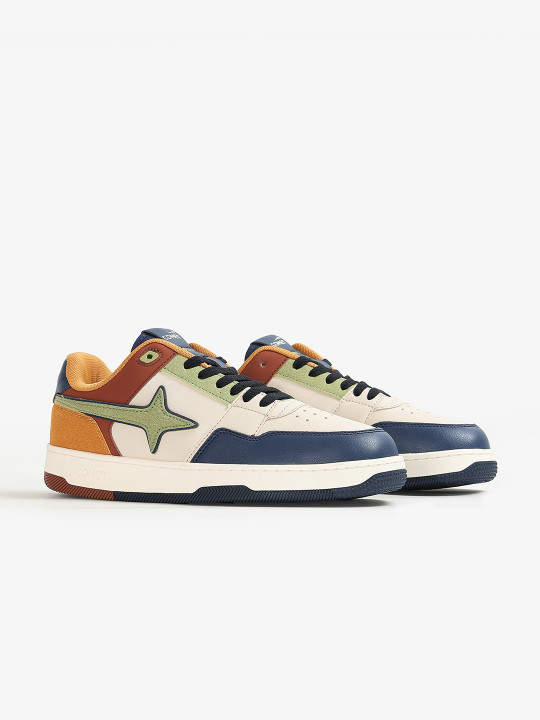 Comet Unisex X Lows Madagascar Sneakers