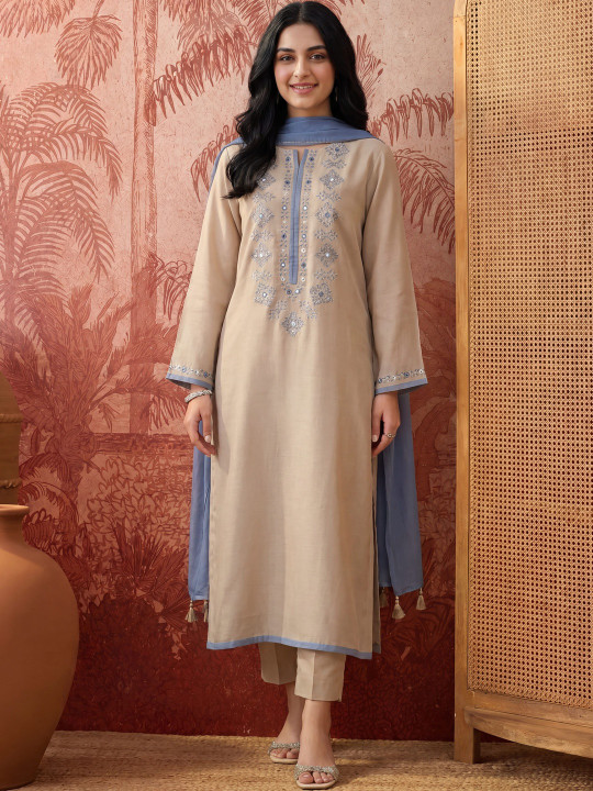 Women Ethnic Motifs Embroidered Regular Mirror Work Chanderi Silk Kurta