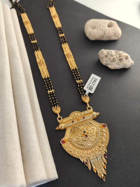 TKRB SALES Gold-Plated Artificial Stones and Beads Mangalsutra