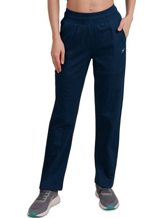 SNUGLITE Women Straight Fit Track Pants