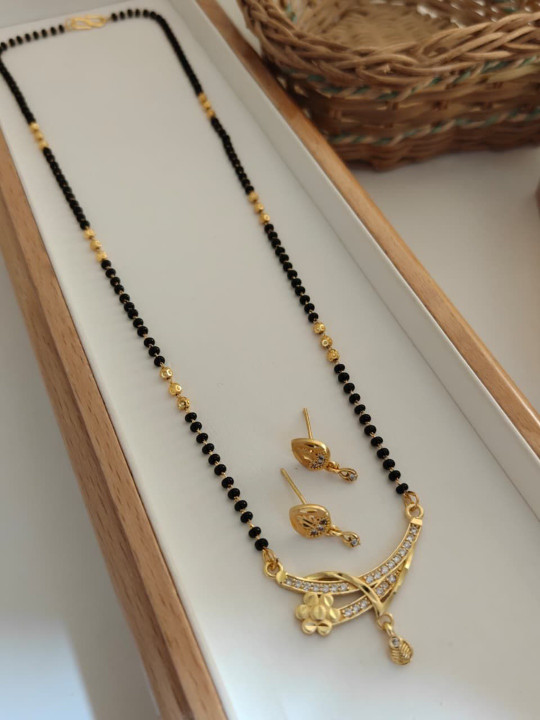 OM KRISHIV COLLECTION Gold-Plated Artificial Stones and Beads Mangalsutra