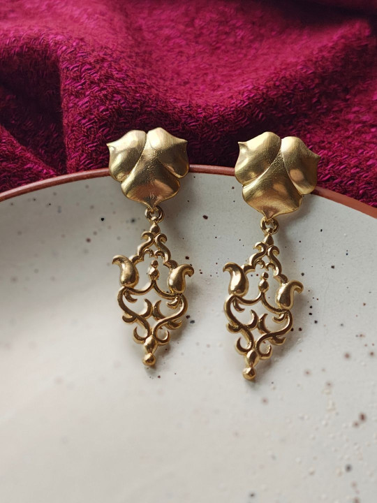 CINNABAR Antique Drop Brass Drop Earrings