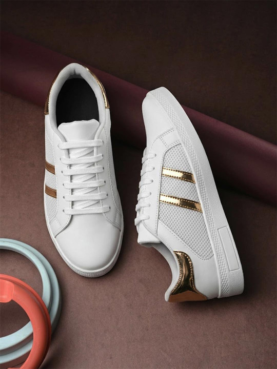 Longwalk Women Striped Lightweight Sneakers