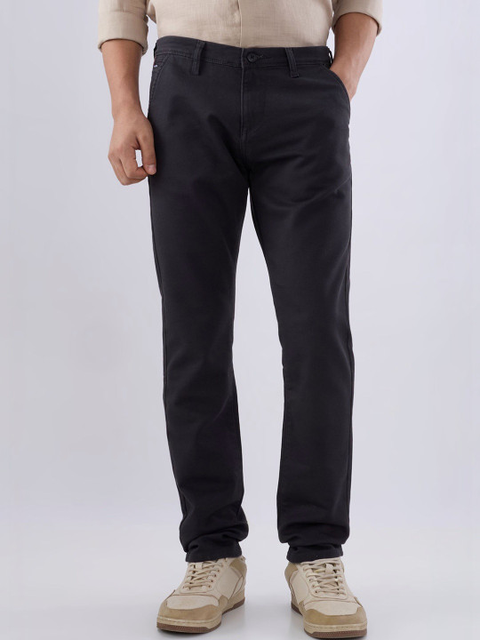 nostrum Men Slim Fit Zip Trousers